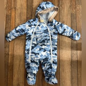 Kids snow suit